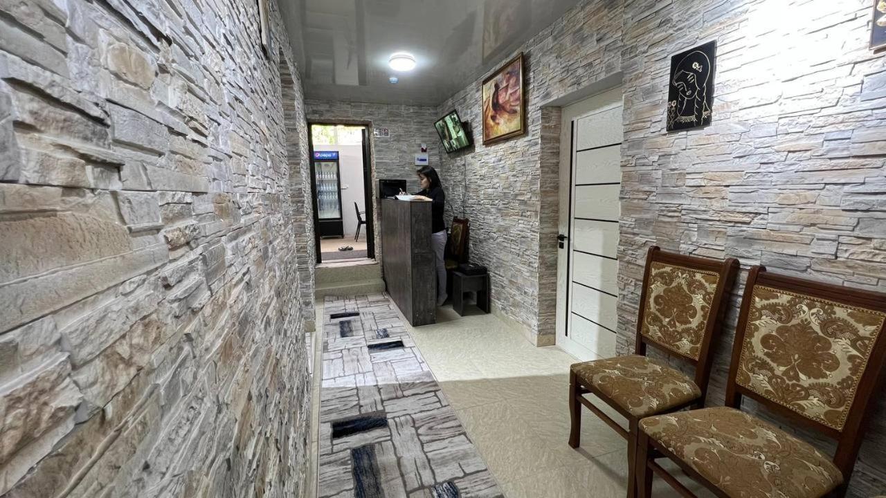 Hostel L&K 塔什干 外观 照片